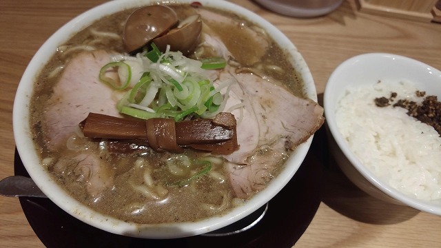 津軽煮干 ひらこ屋 東京ラーメンストリート店